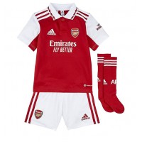 Arsenal Benjamin White #4 Fotballklær Hjemmedraktsett Barn 2022-23 Kortermet (+ korte bukser)